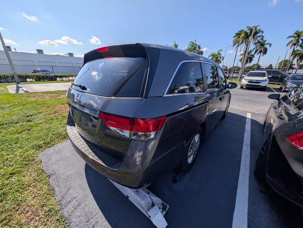 Used 2016 Honda Odyssey LX image 11