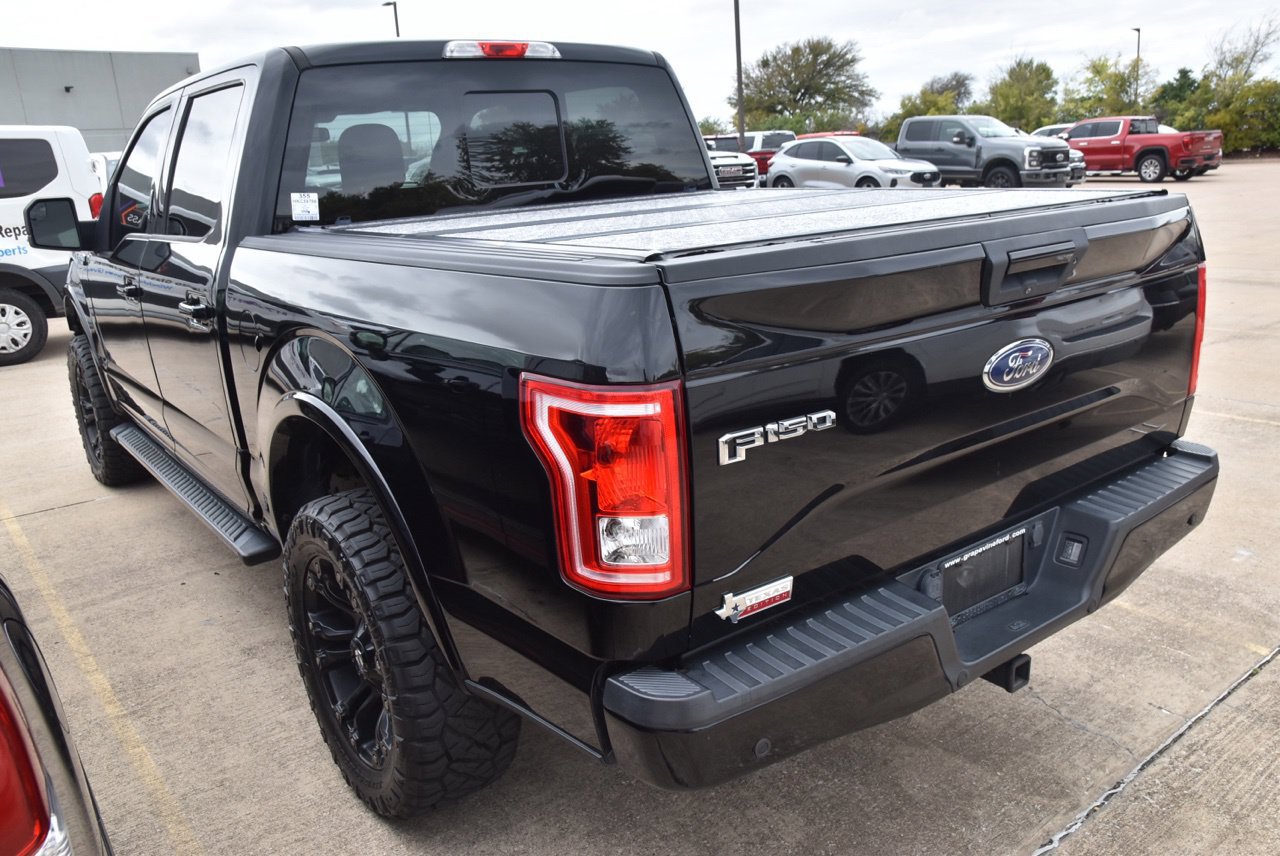 Used 2017 Ford F150 XLT w/ Equipment Group 302A Luxury AWD/4WD image 8