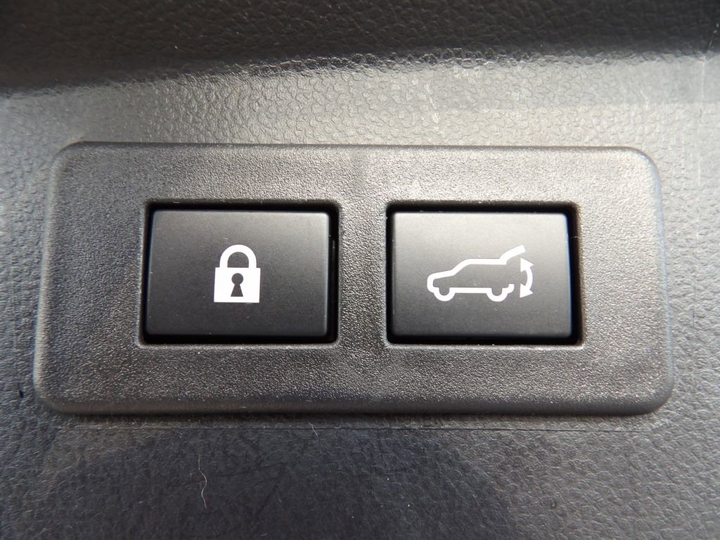 Used 2024 Subaru Outback Premium image 26