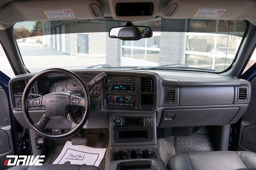 Used 2007 GMC Sierra 3500 SLT w/ Skid Plate Package image 32