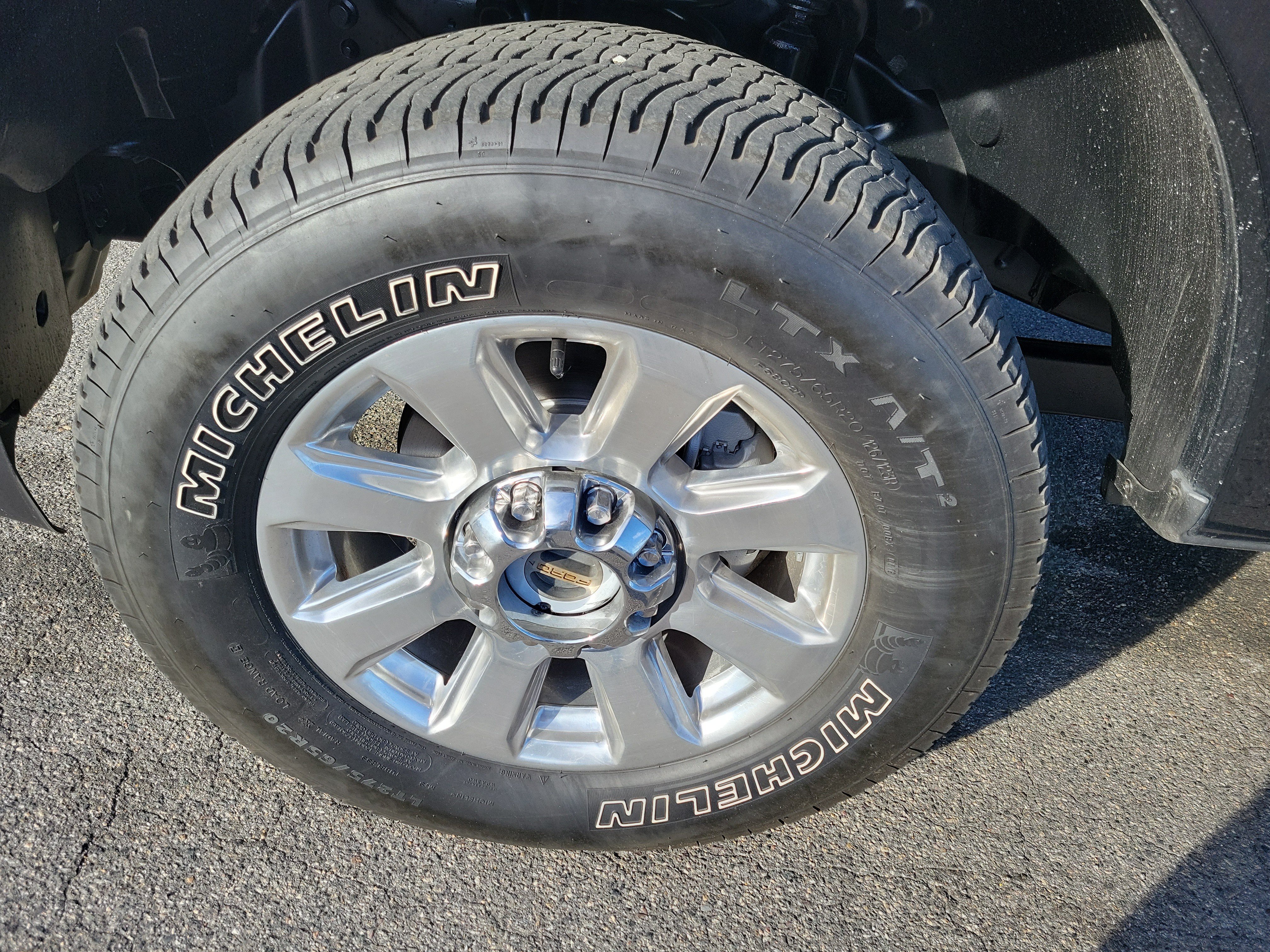 Certified 2018 Ford F350 Platinum w/ Platinum Ultimate Package AWD/4WD image 8