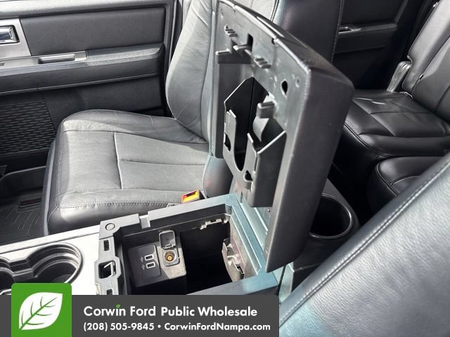 Used 2017 Ford Expedition EL XLT w/ Equipment Group 202A AWD/4WD image 24