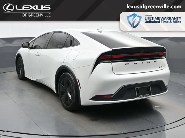 Used 2023 Toyota Prius LE FWD image 7