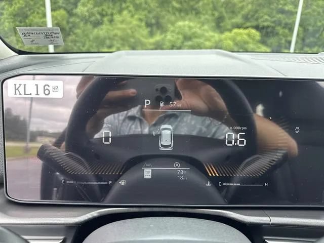 New 2026 Kia Sportage EX AWD/4WD image 10