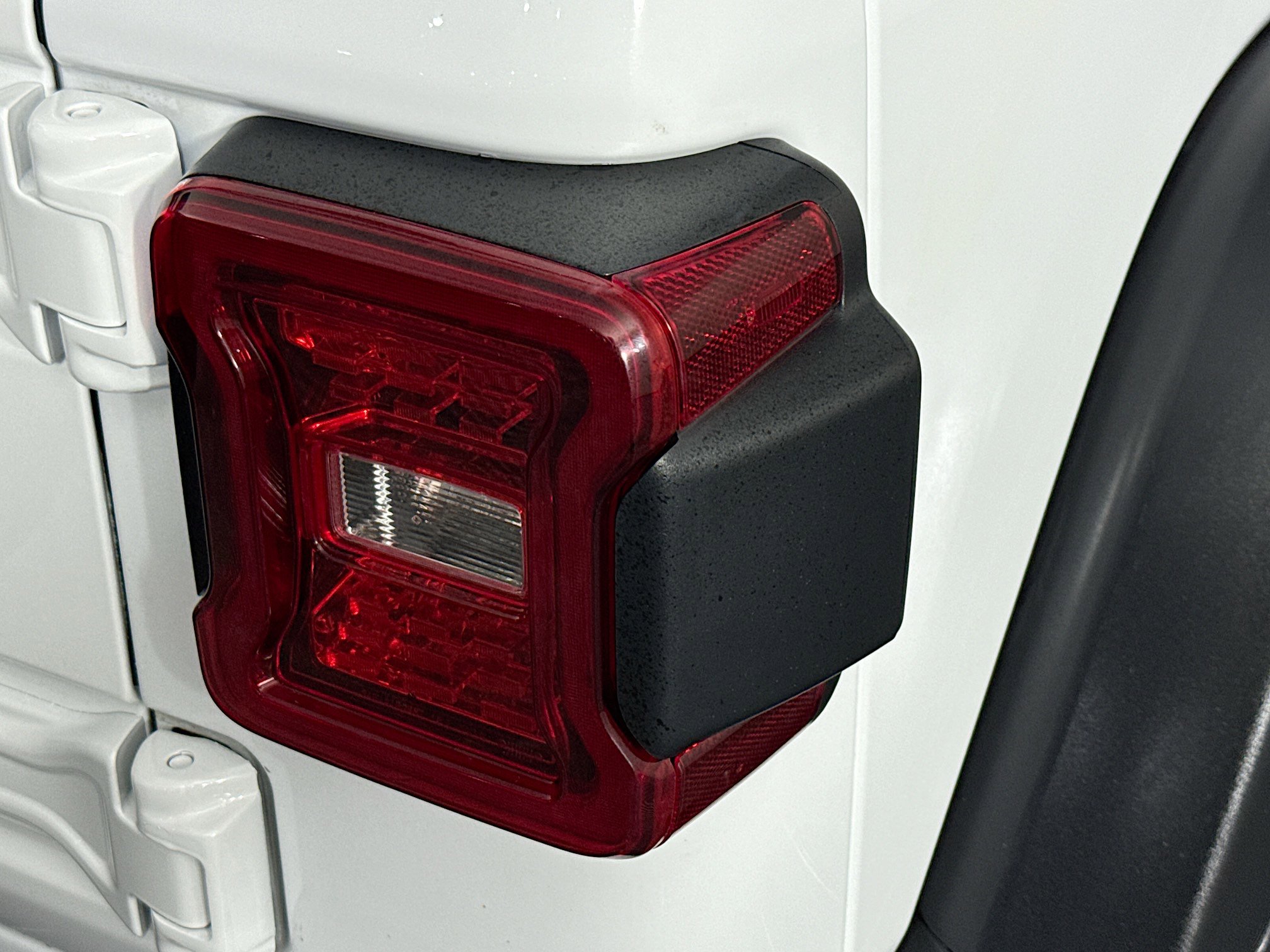 Used 2020 Jeep Wrangler Rubicon w/ Uconnect 4C Nav & Sound Group image 29