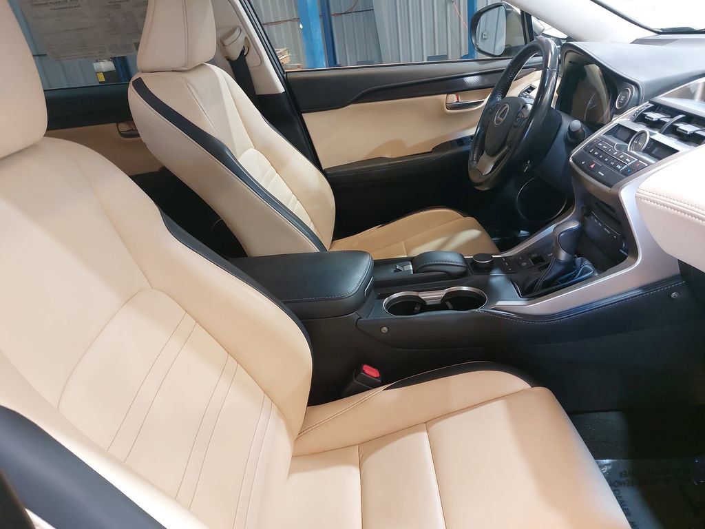 Used 2017 Lexus NX 200t FWD image 10