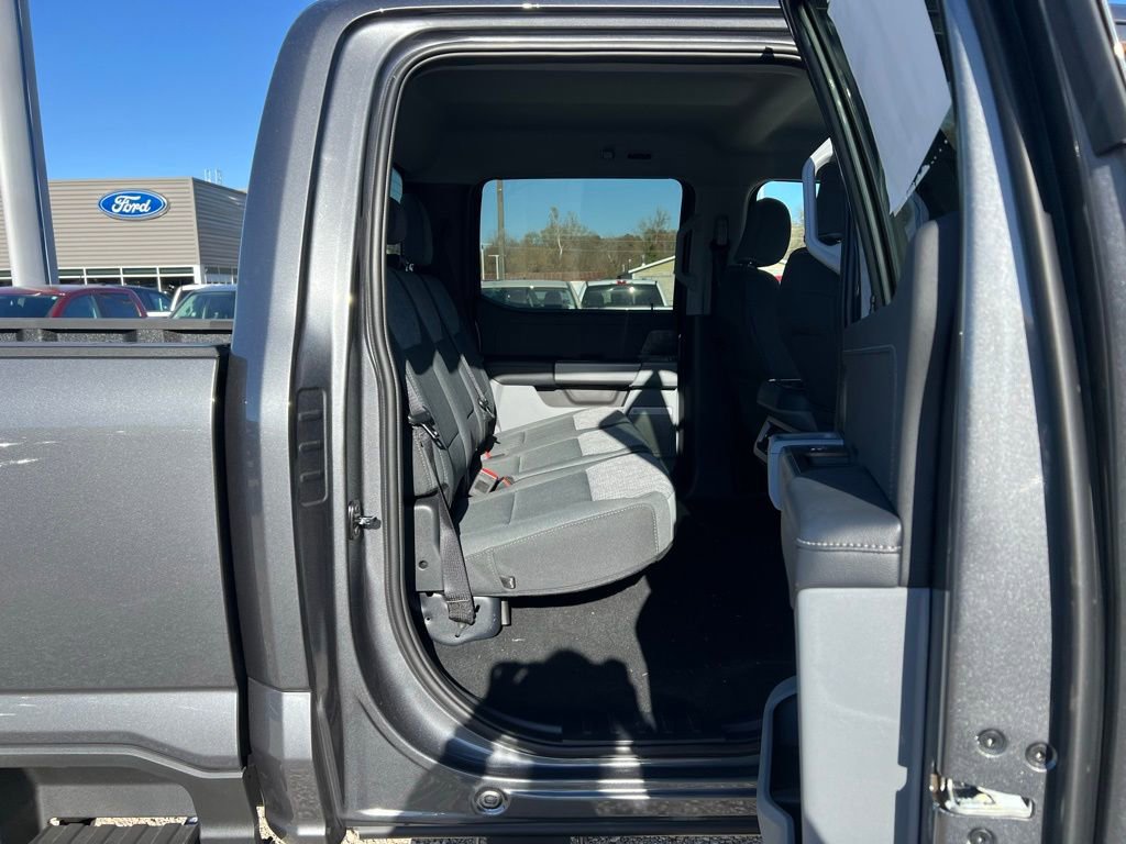 New 2026 Ford F350 XLT w/ XLT Premium Package image 19