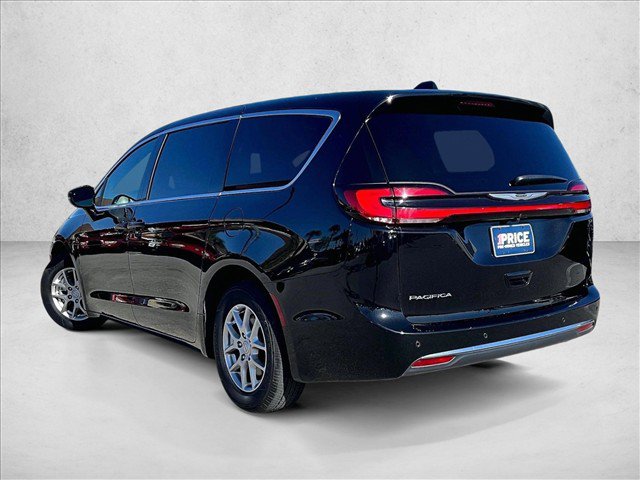 Used 2026 Chrysler Pacifica Select FWD image 13