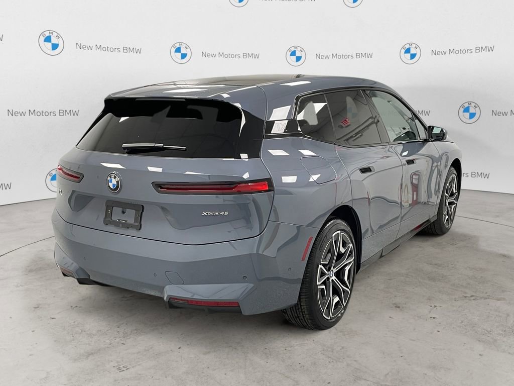 New 2026 BMW iX xDrive45 image 4