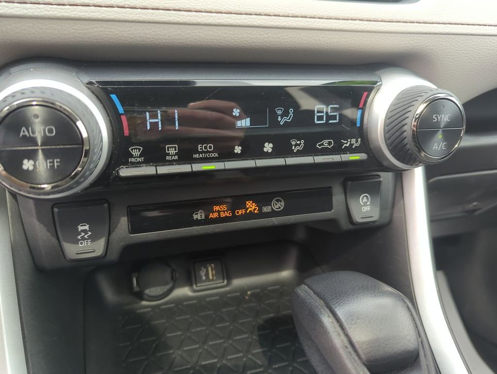 Used 2023 Toyota RAV4 XLE w/ Convenience Package AWD/4WD image 19