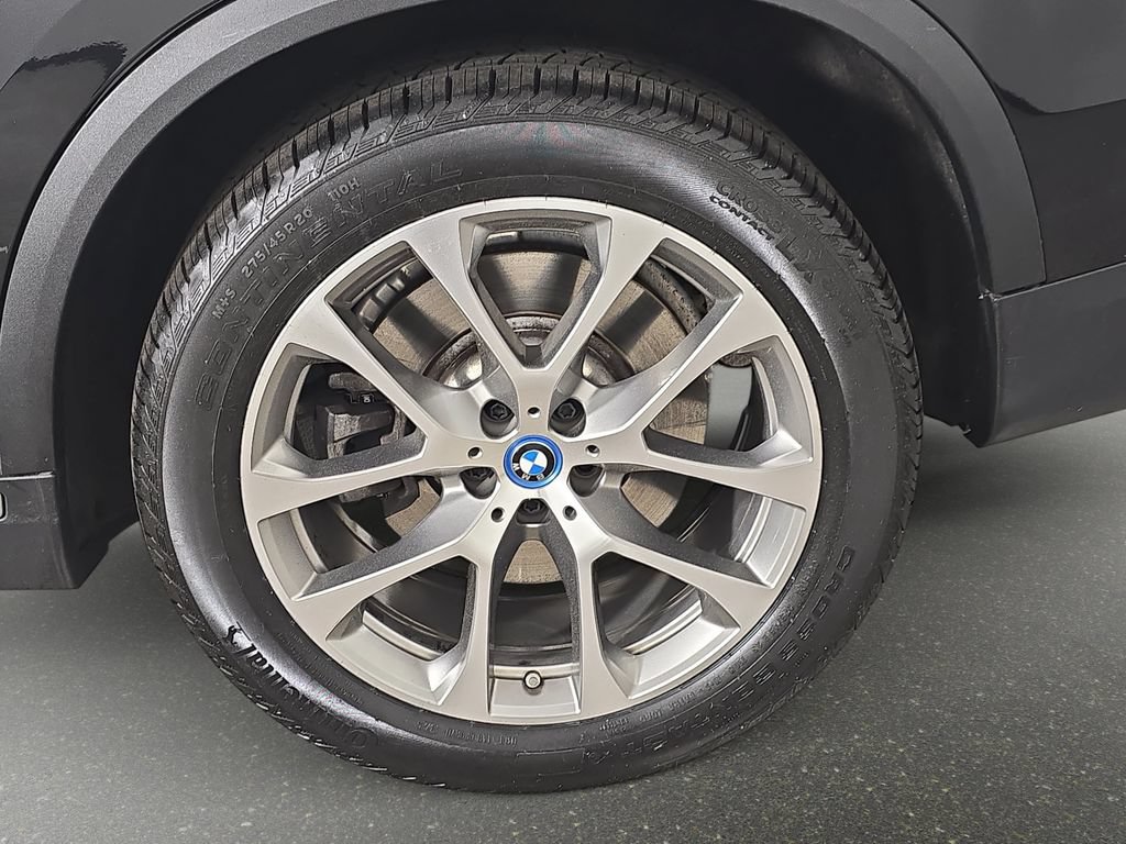 Certified 2024 BMW X5 xDrive50e w/ Premium Package AWD/4WD image 38