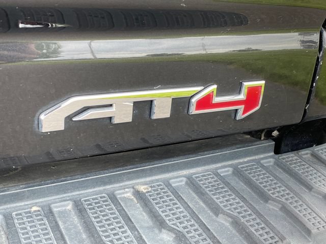 Used 2020 GMC Sierra 2500 AT4 w/ AT4 Premium Package AWD/4WD image 17