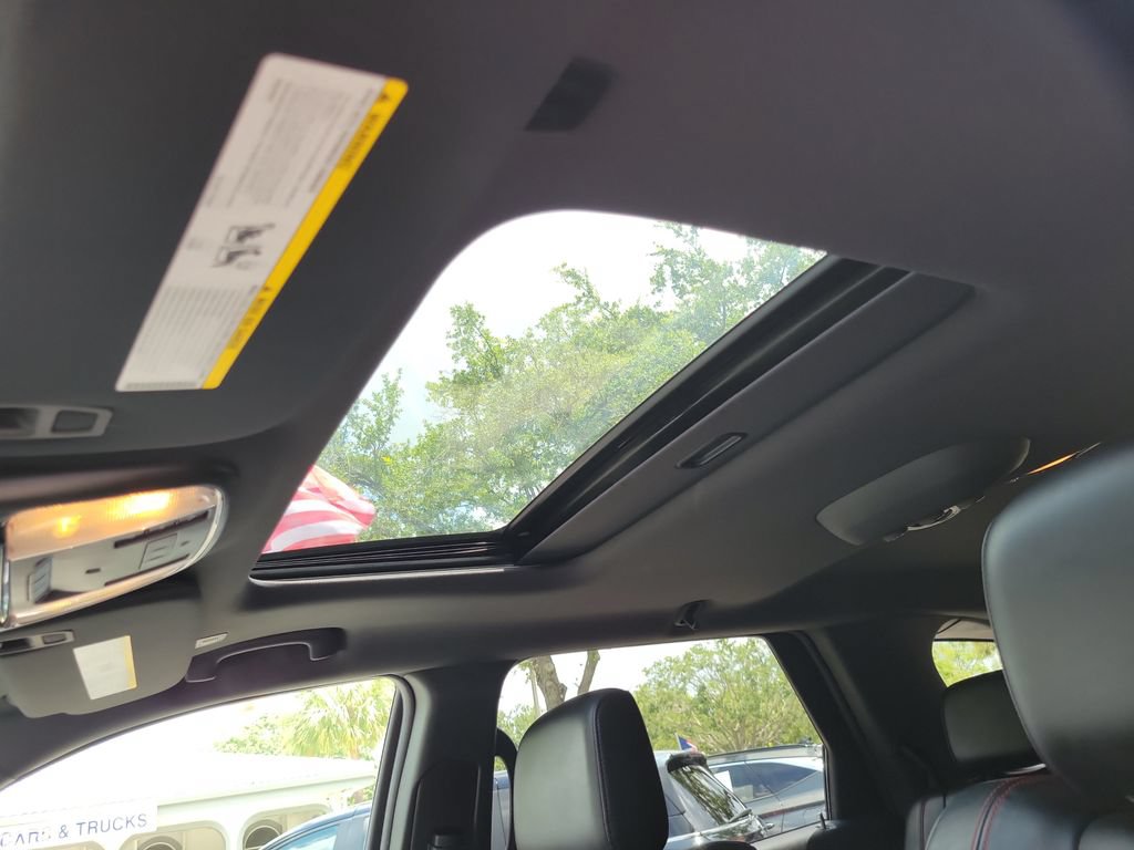 Used 2023 Dodge Durango R/T RWD image 23