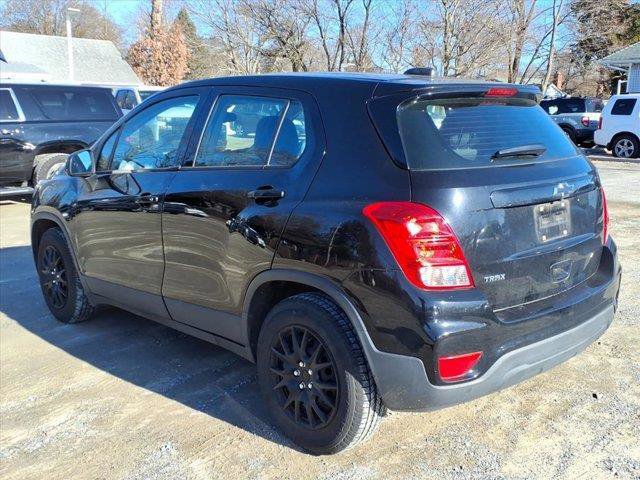Used 2018 Chevrolet Trax LS FWD image 7