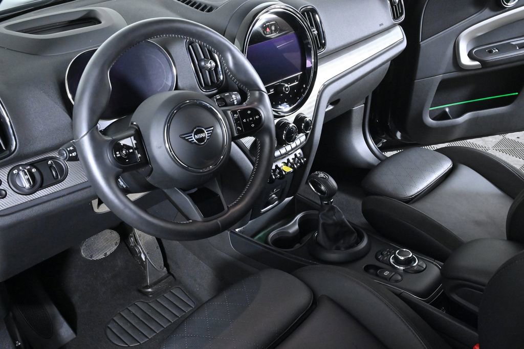 Certified 2022 MINI Cooper Countryman SE w/ Convenience Package image 11