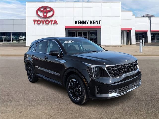 Used 2024 Kia Sorento S