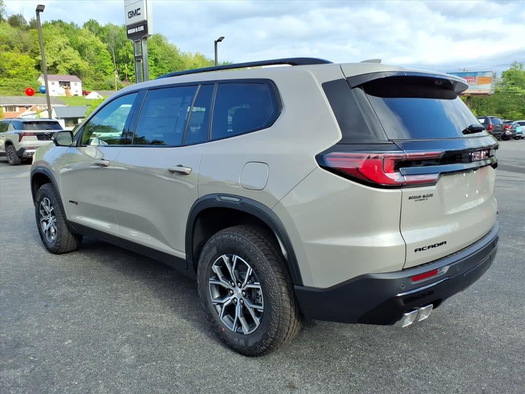 New 2026 GMC Acadia AT4 w/ Luxury Package AWD/4WD image 4