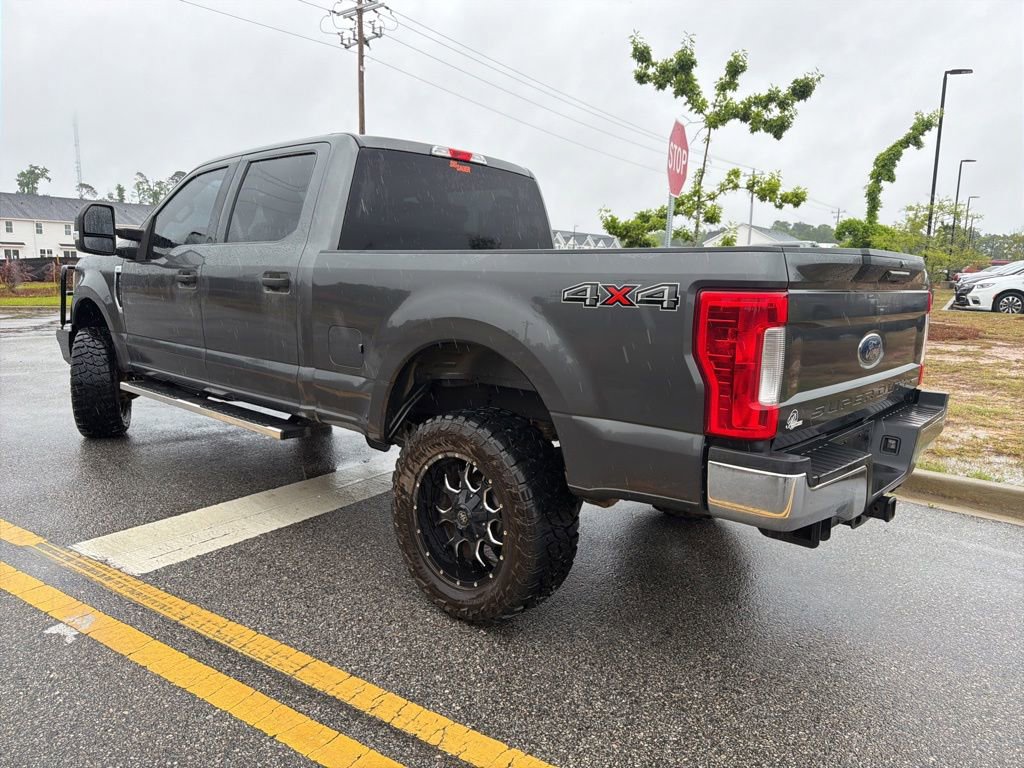 Used 2017 Ford F250 XLT AWD/4WD image 7