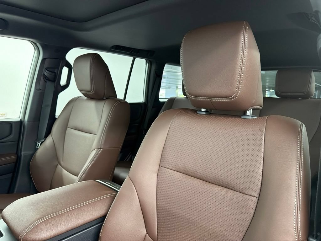 Used 2027 Toyota Land Cruiser AWD/4WD image 24