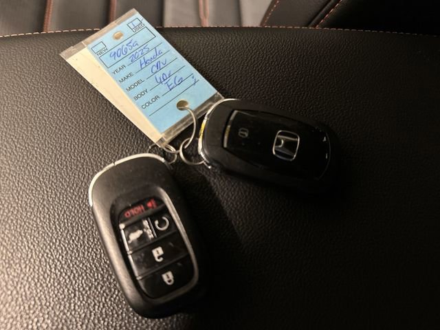 Used 2025 Honda CR-V Sport-L image 37