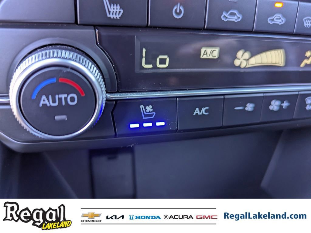 Used 2023 MAZDA CX-5 Signature image 24