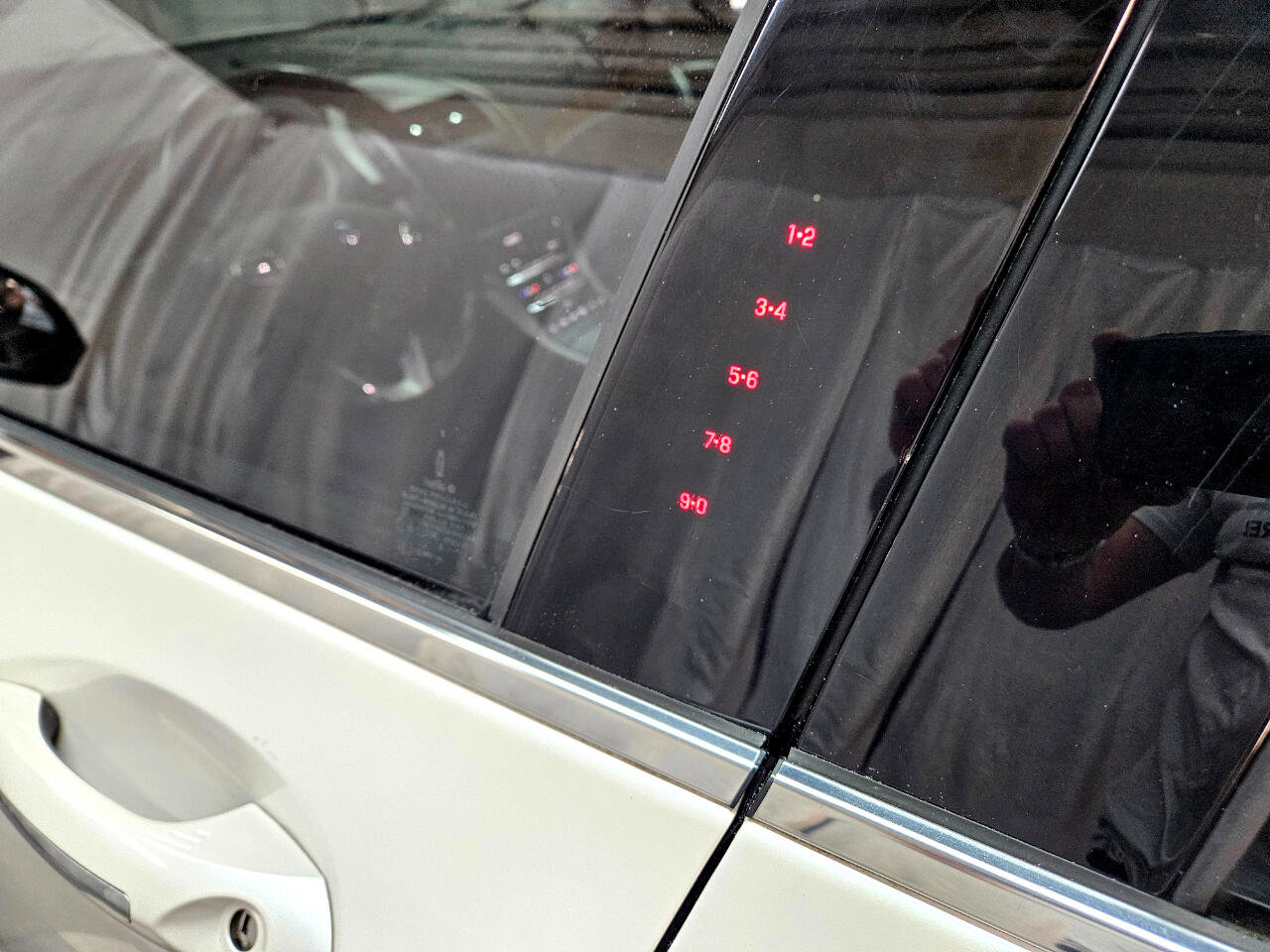 Used 2016 Lincoln MKZ image 22