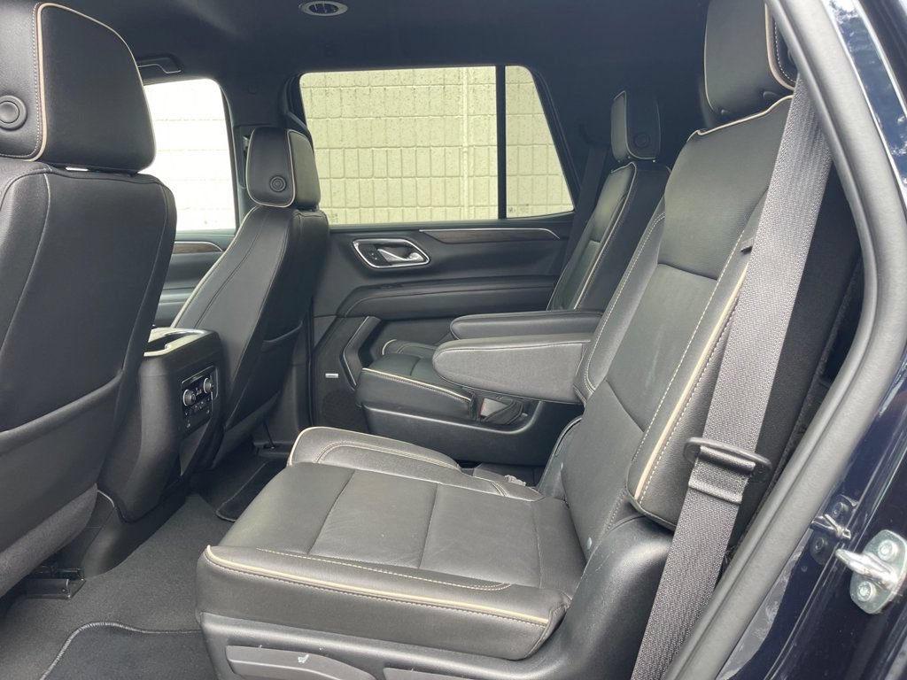Used 2023 Chevrolet Tahoe Premier AWD/4WD image 11