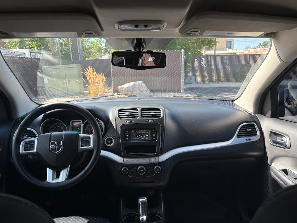 Used 2017 Dodge Journey SXT w/ Premium Group FWD image 32
