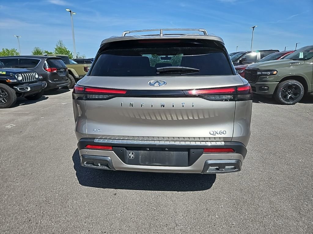 Used 2023 INFINITI QX60 Sensory w/ Cargo Package image 6