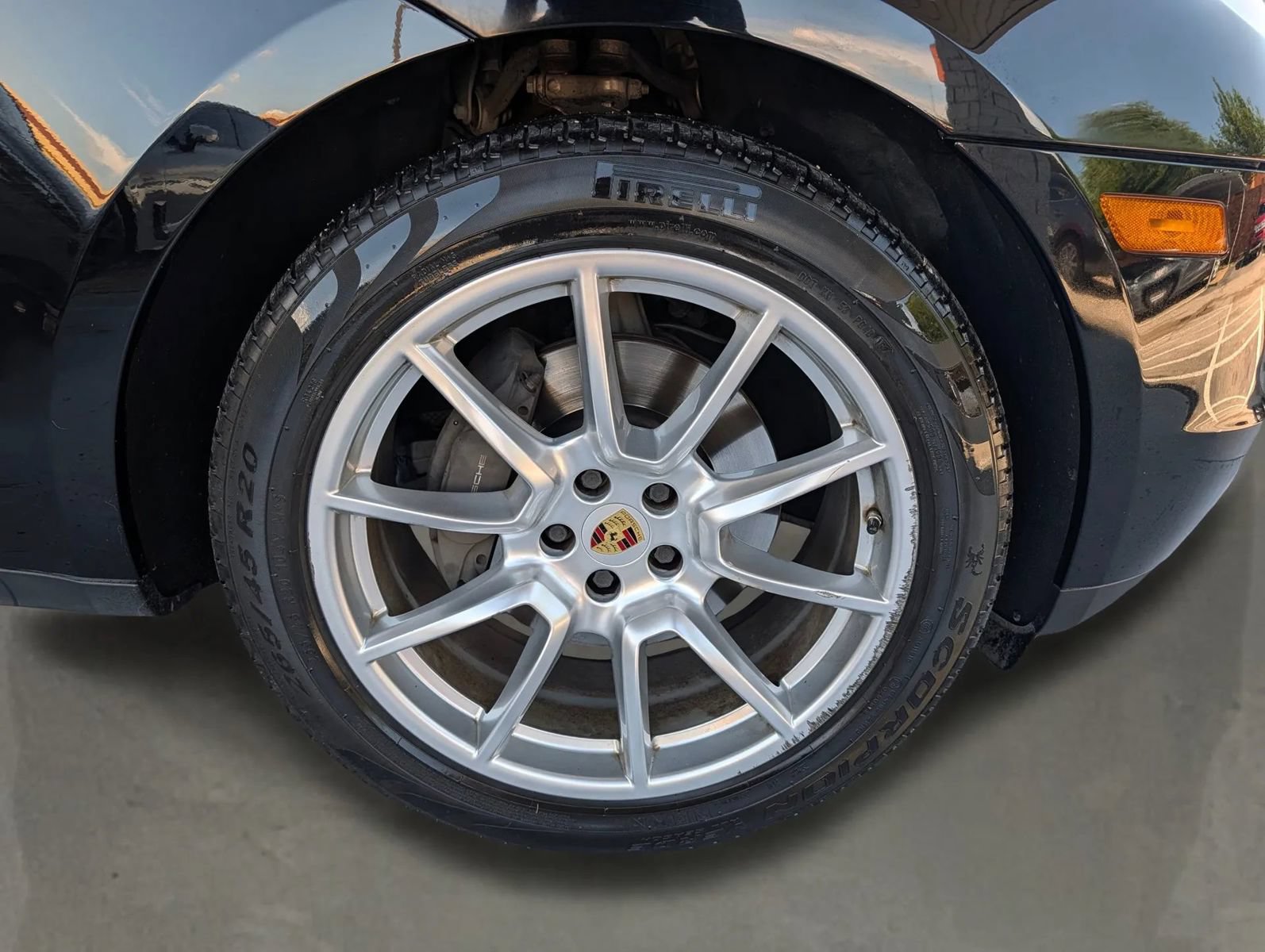 Used 2018 Porsche Macan Sport Edition w/ Premium Package Plus AWD/4WD image 12