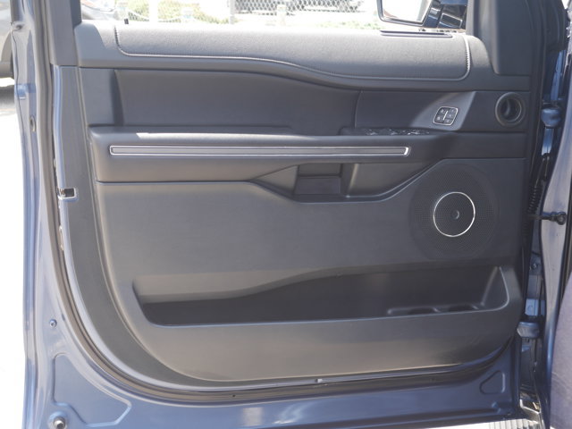 Certified 2019 Ford Expedition Max XLT w/ Equipment Group 202A AWD/4WD image 38