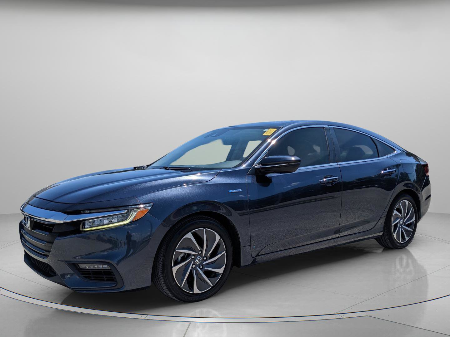 Used 2020 Honda Insight Touring image 2