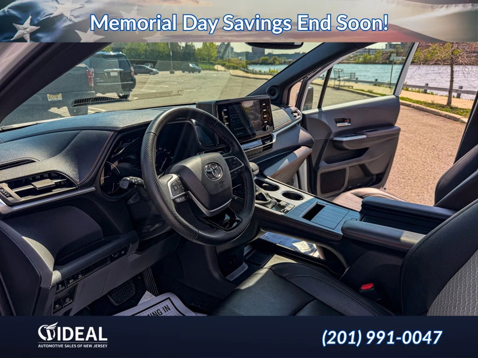 Used 2022 Toyota Sienna XSE w/ XSE Plus Package AWD/4WD image 42