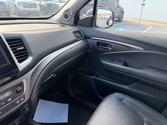 Used 2019 Honda Ridgeline RTL-T image 37