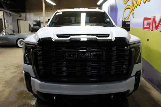 New 2026 GMC Sierra 2500 Denali Ultimate image 3