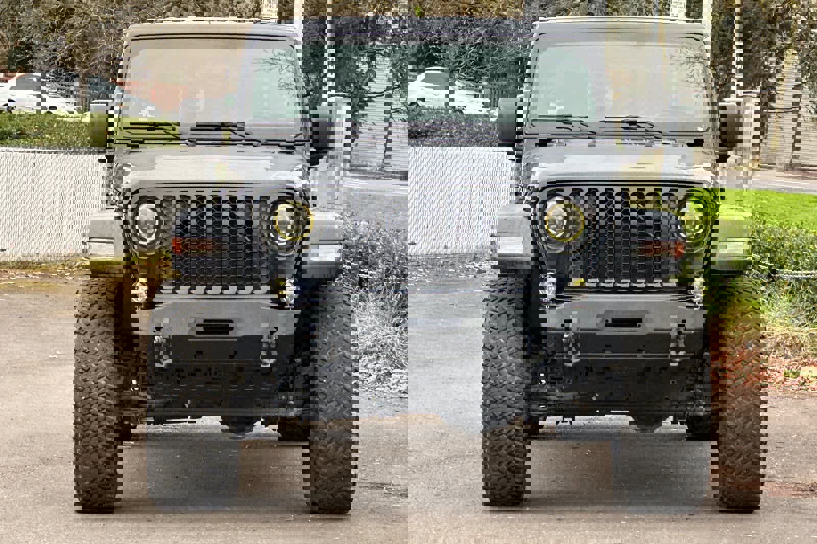 Used 2020 Jeep Gladiator Sport w/ Quick Order Package 24S image 10