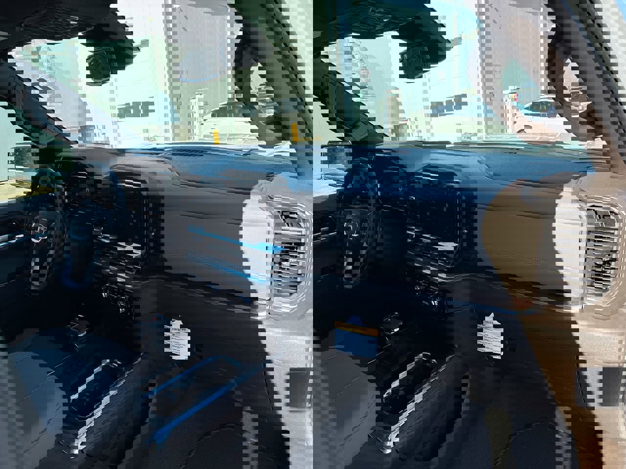 New 2026 GMC Sierra 1500 SLT w/ SLT Premium Plus Package image 65