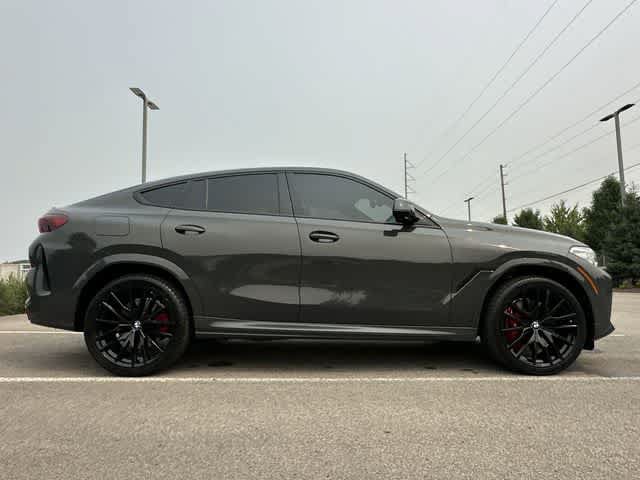 Used 2022 BMW X6 M50i w/ Executive Package AWD/4WD image 3
