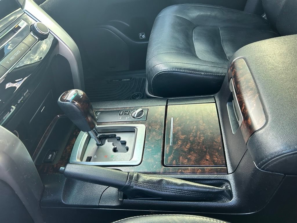 Used 2013 Toyota Land Cruiser AWD/4WD image 17