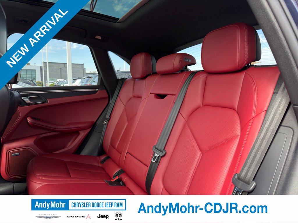 Used 2022 Porsche Macan GTS AWD/4WD image 48