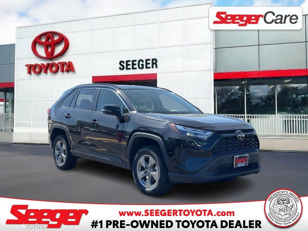 Certified 2025 Toyota RAV4 XLE AWD/4WD video 1