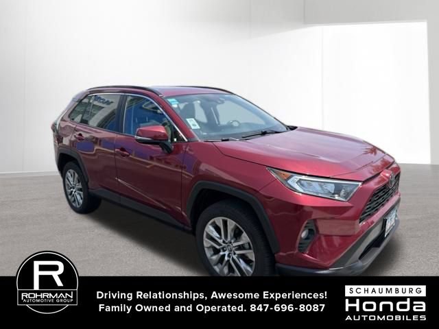 Used 2019 Toyota RAV4 XLE Premium w/ Cold Weather Package AWD/4WD image 3