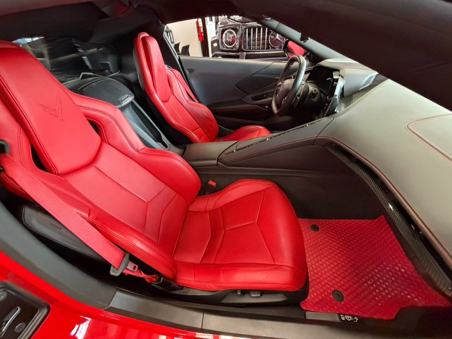 Used 2024 Chevrolet Corvette Stingray Coupe RWD image 46