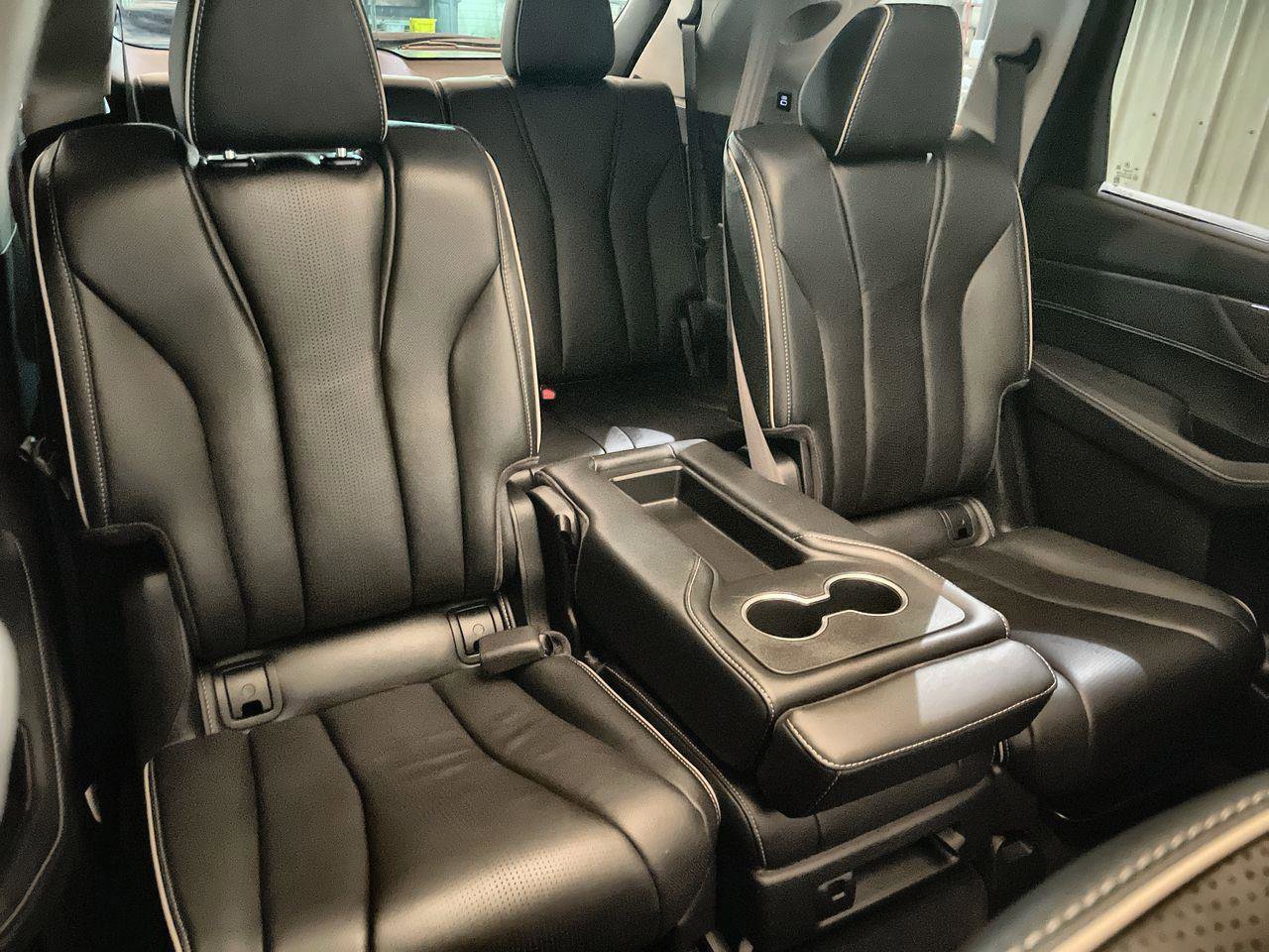 Used 2023 Acura MDX SH-AWD w/ Advance Package image 25