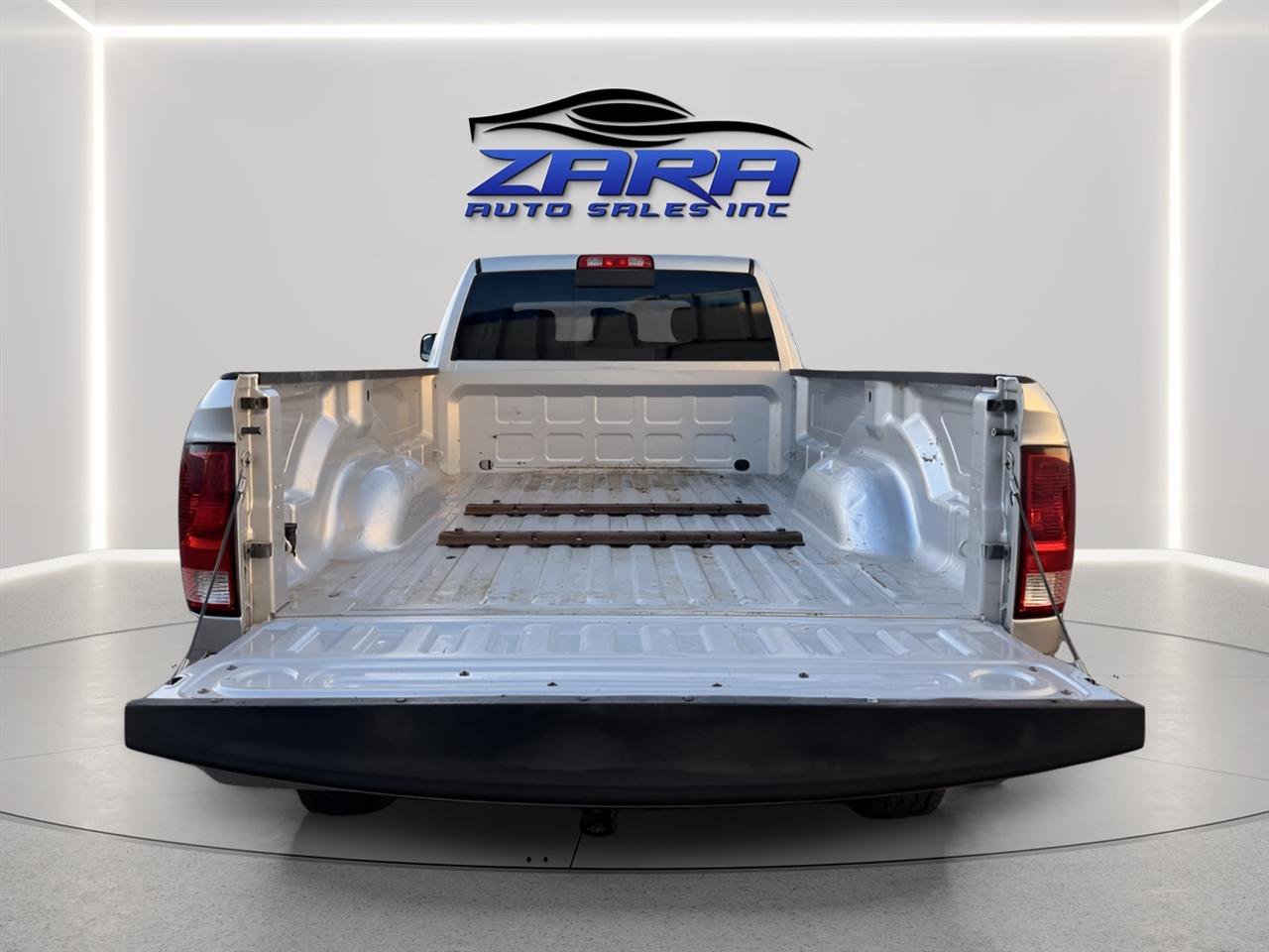 Used 2010 Dodge Ram 2500 Truck SLT w/ Luxury Group image 5