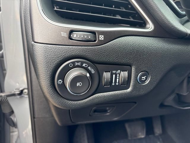 Used 2022 Jeep Cherokee Trailhawk w/ Comfort/Convenience Group AWD/4WD image 19