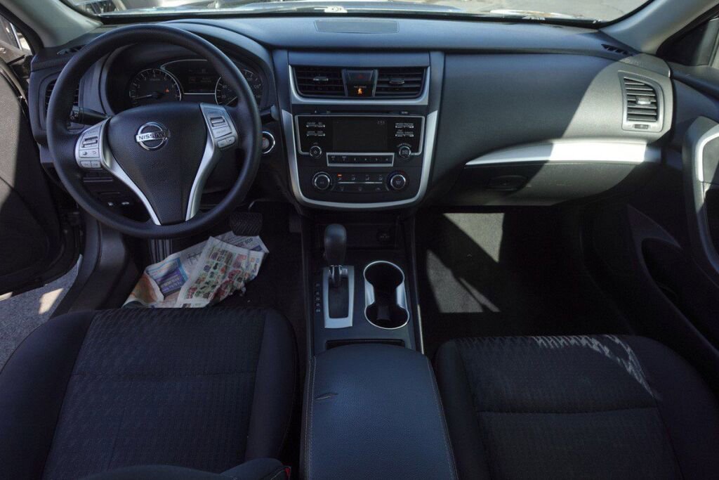 Used 2018 Nissan Altima 2.5 S w/ S Convenience Package image 12