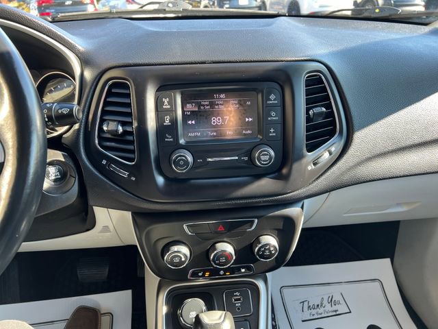 Used 2018 Jeep Compass Latitude w/ Cold Weather Group image 20