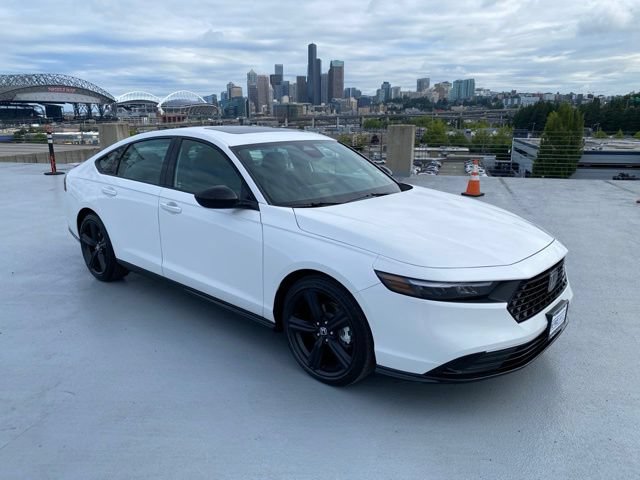 Used 2025 Honda Accord Sport image 28