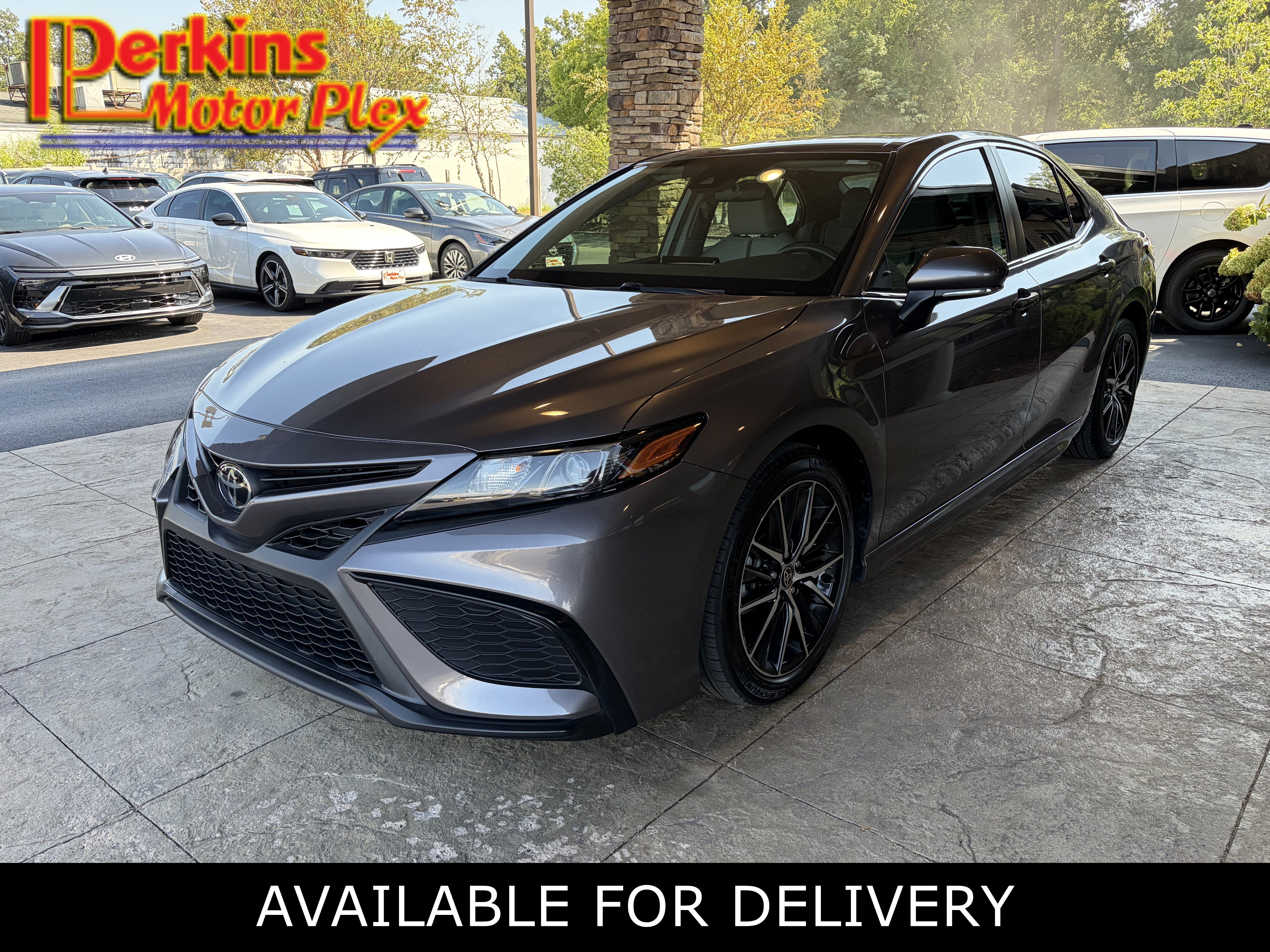Used 2023 Toyota Camry SE